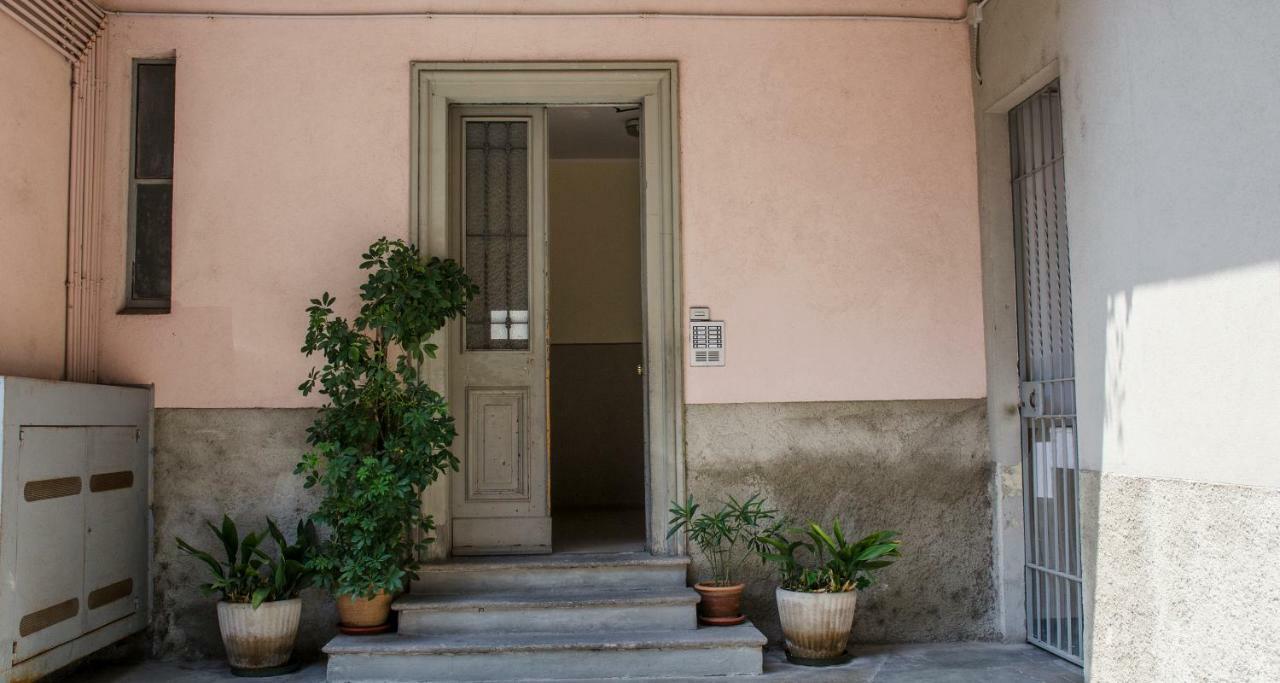 Flowers Apartment Joivy 25 Como Exterior photo